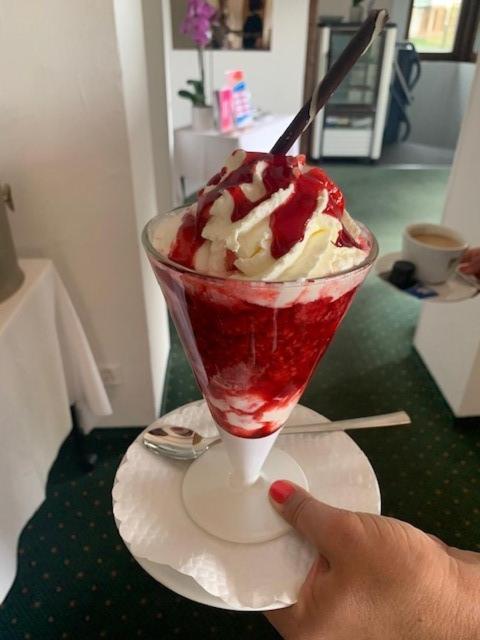 Hotel Buenda Davos Eksteriør billede